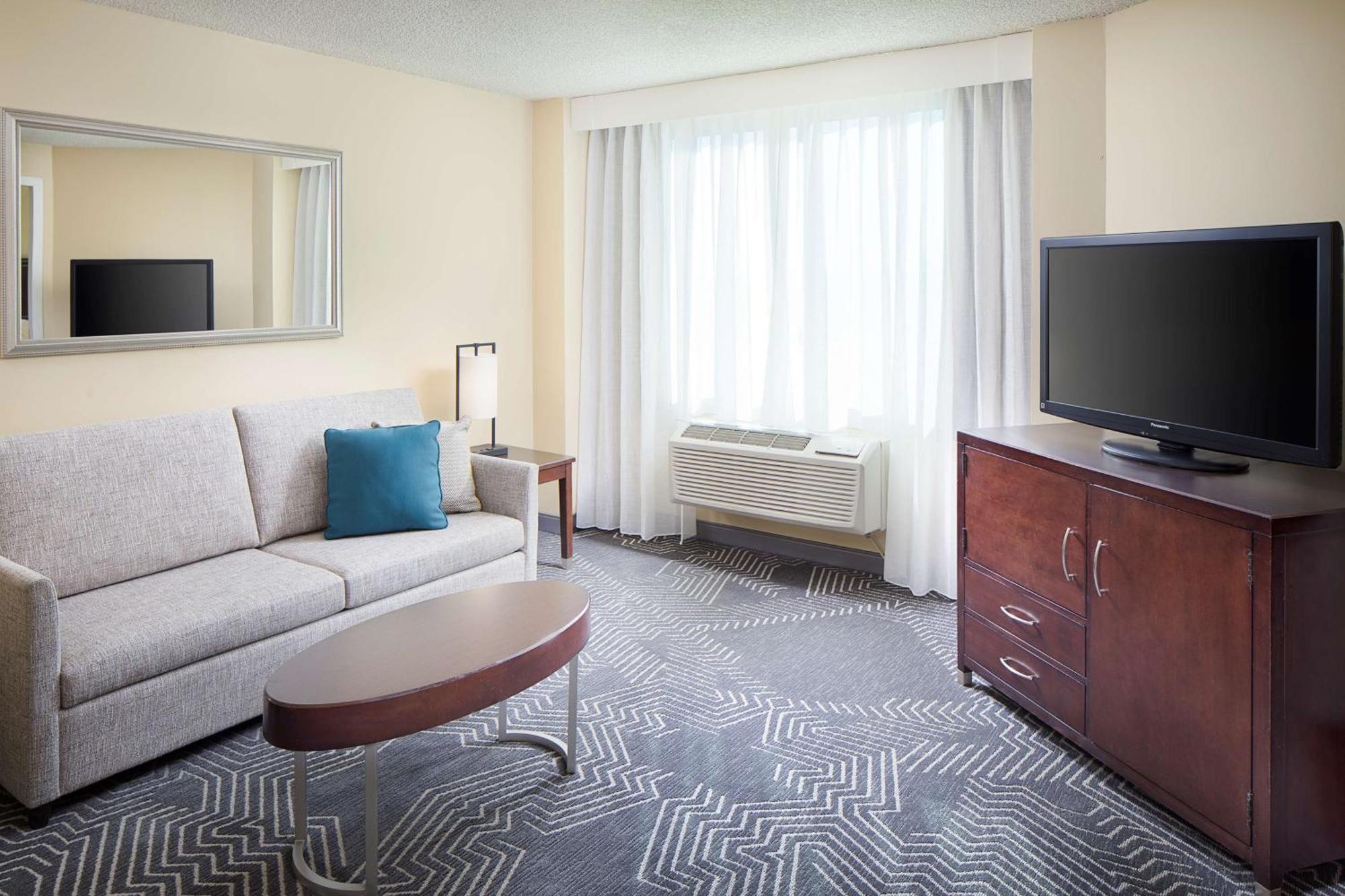 Doubletree By Hilton Los Angeles/Коммерс Экстерьер фото