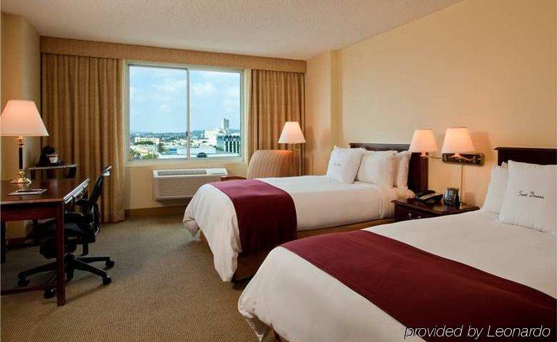 Doubletree By Hilton Los Angeles/Коммерс Номер фото