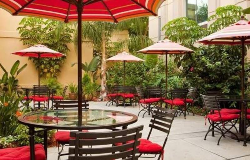 Doubletree By Hilton Los Angeles/Коммерс Экстерьер фото