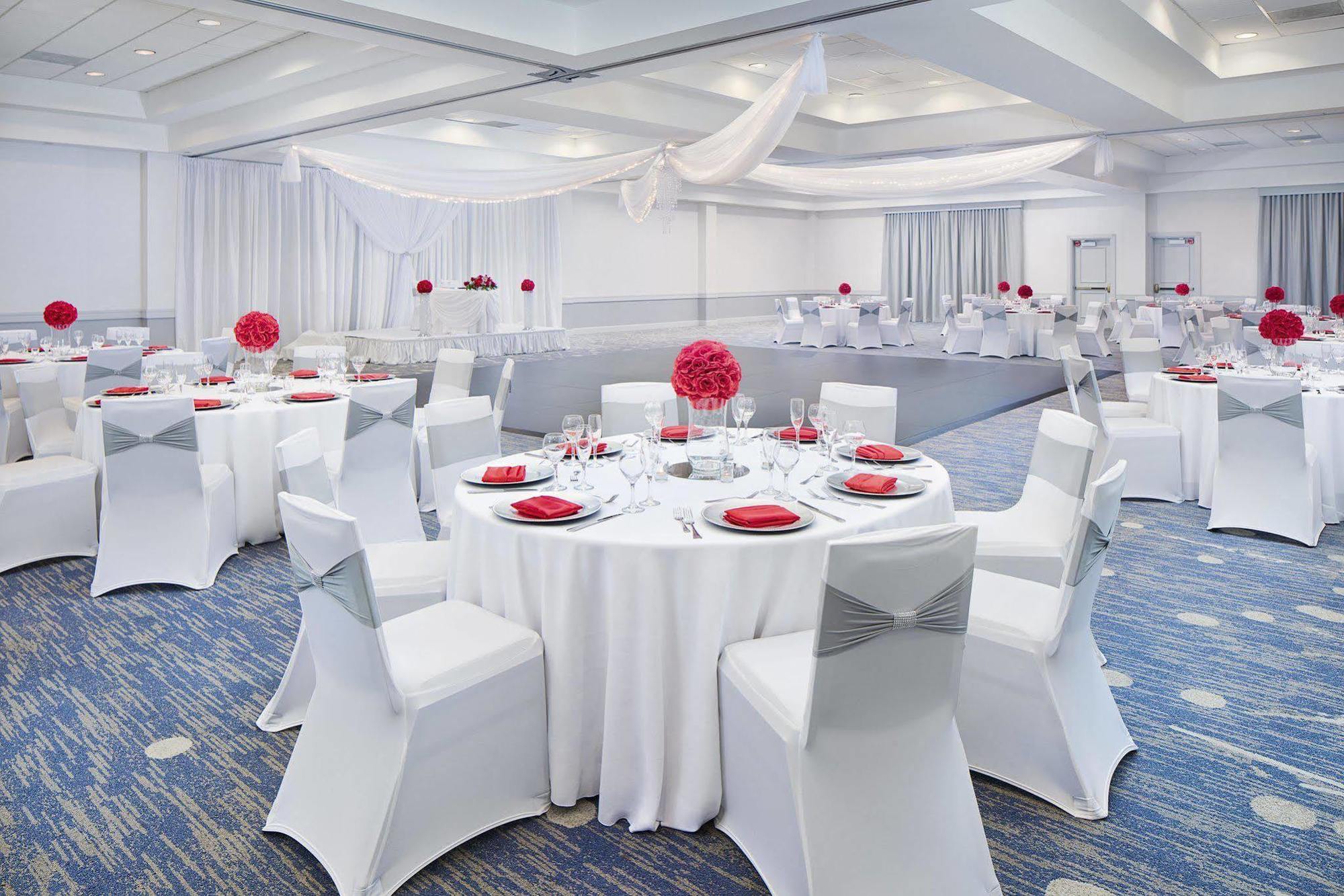 Doubletree By Hilton Los Angeles/Коммерс Экстерьер фото